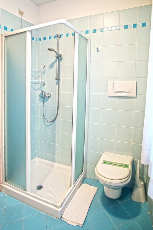 Albergo Centrale Trebaseleghe Esterno foto